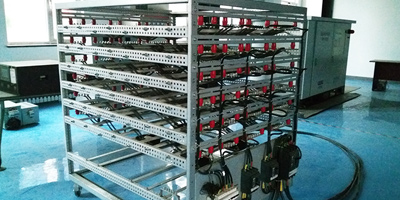 時(shí)代嘉盈放電電阻柜質(zhì)檢現(xiàn)場